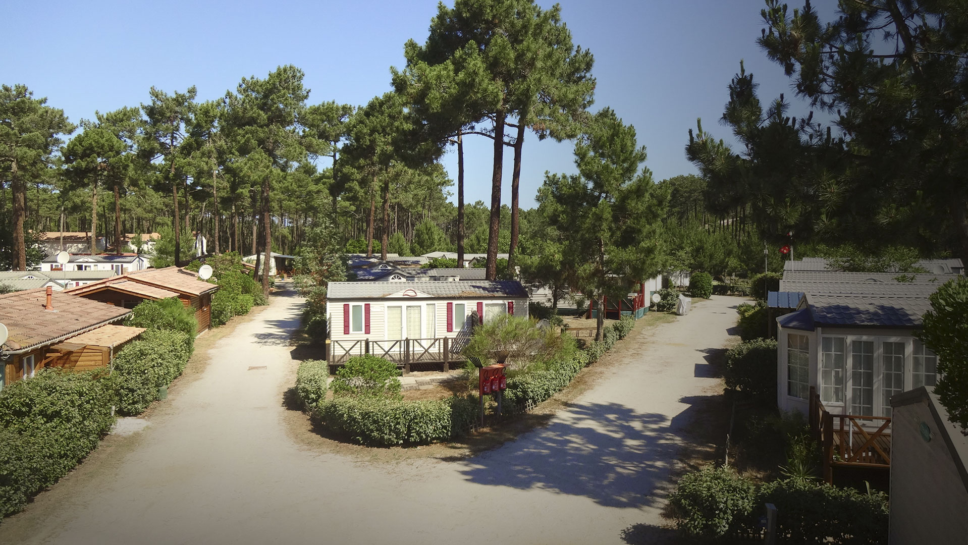 camping with mobile home rental lacanau