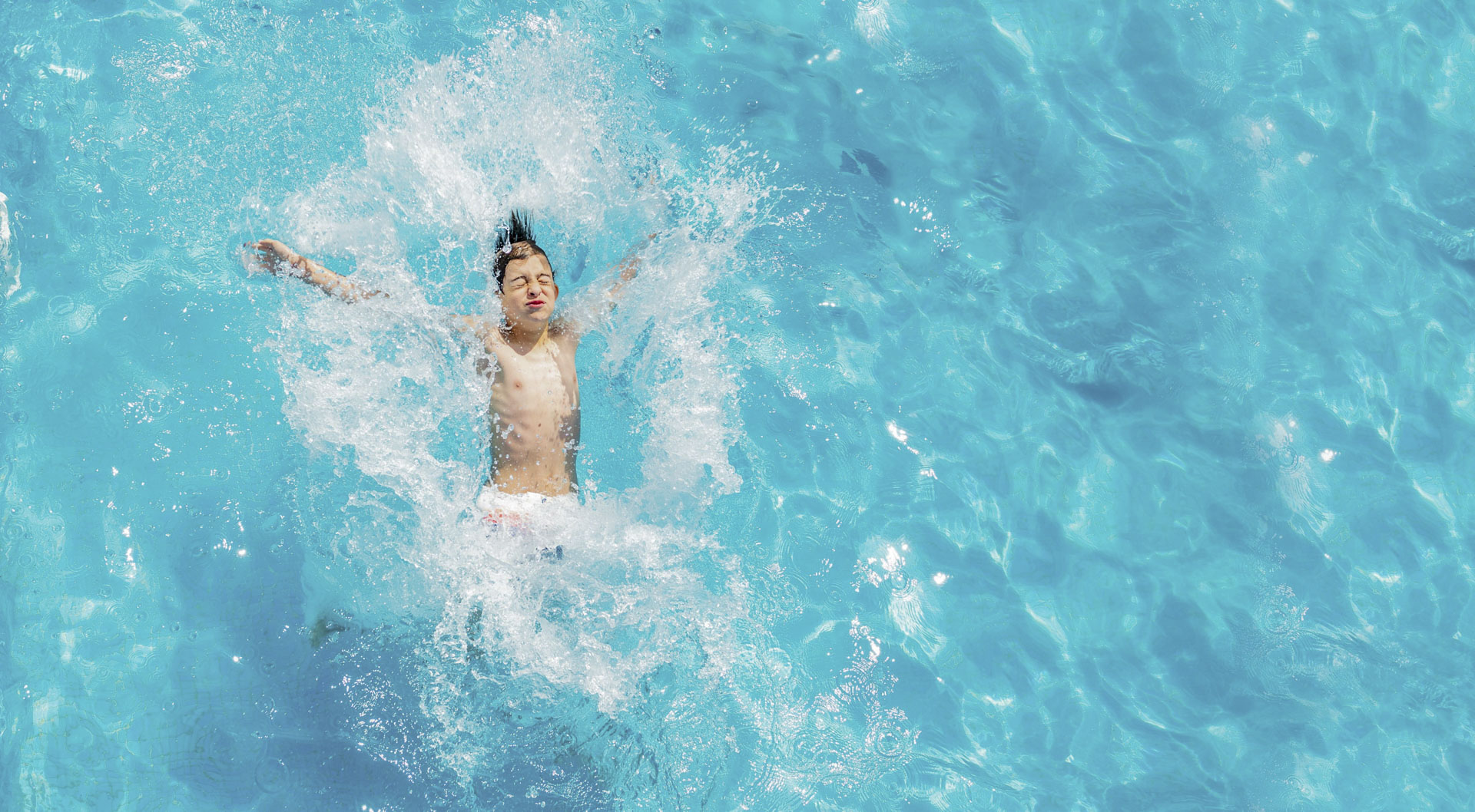 campsite with swimming pool lacanau