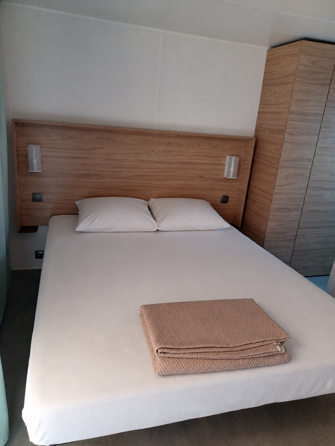 MOBIL HOME CHAMBRE LOCATION LACANAU
