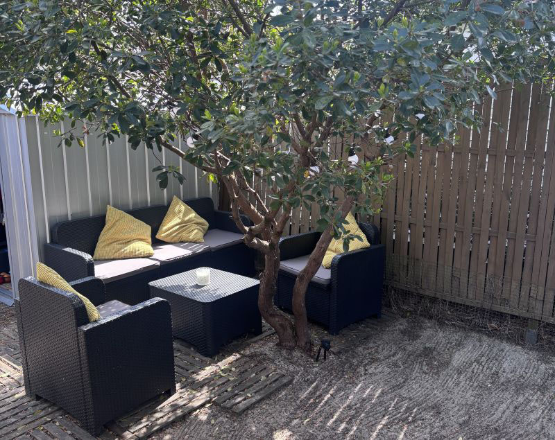 accommodation with garden lacanau